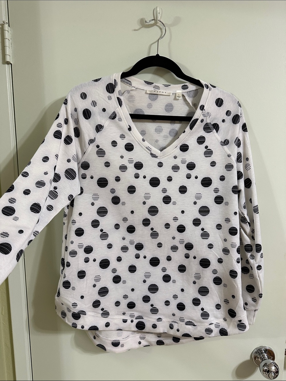 Cyrus Black and White Polka Dot V‑Neck Sweatshirt